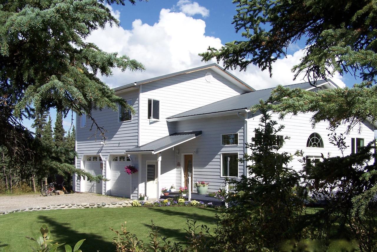 Denali Primrose Bed & Breakfast Хийли Екстериор снимка